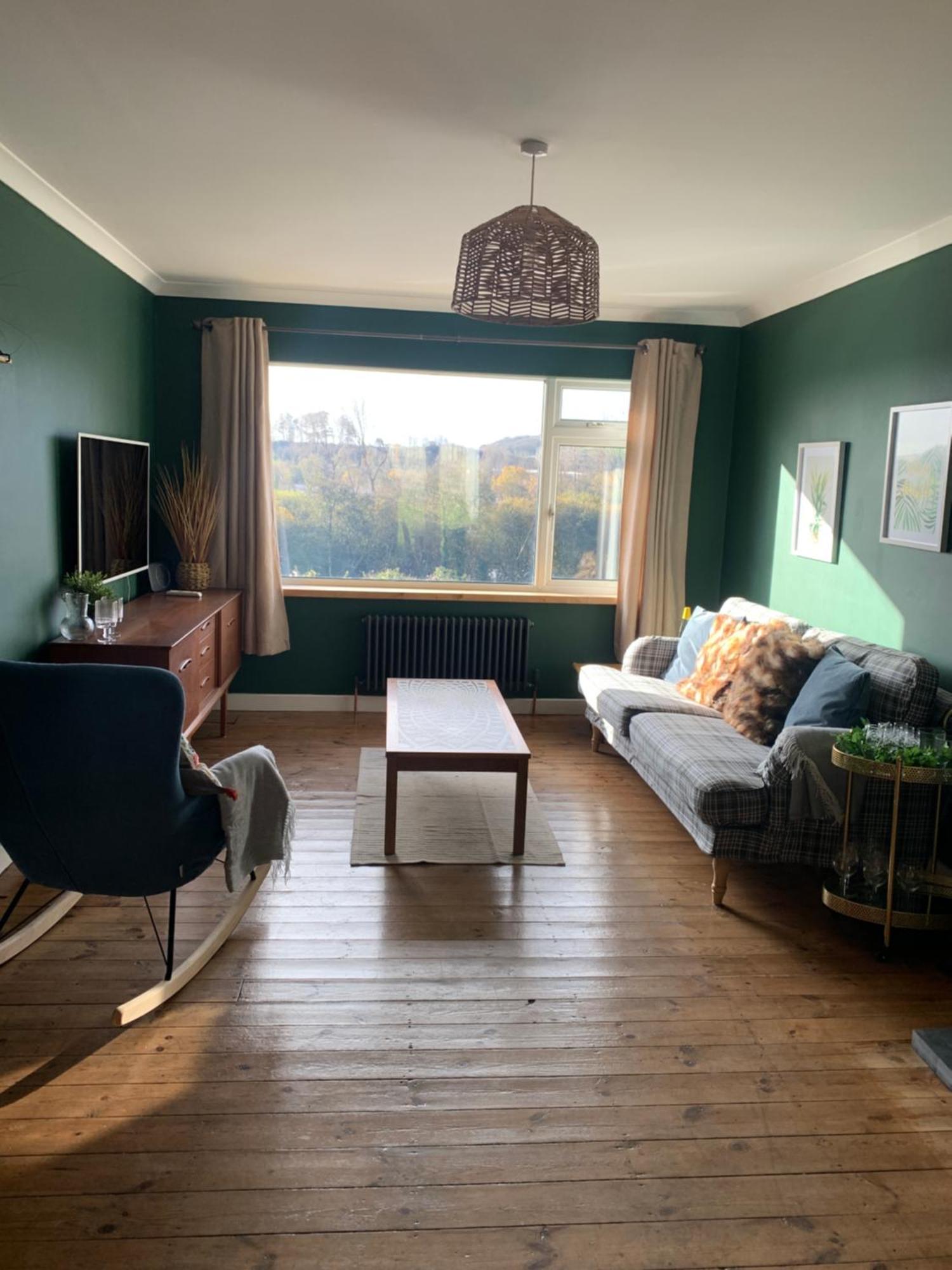 House For 6 With 2 Parking Spaces Holiday home Tenby